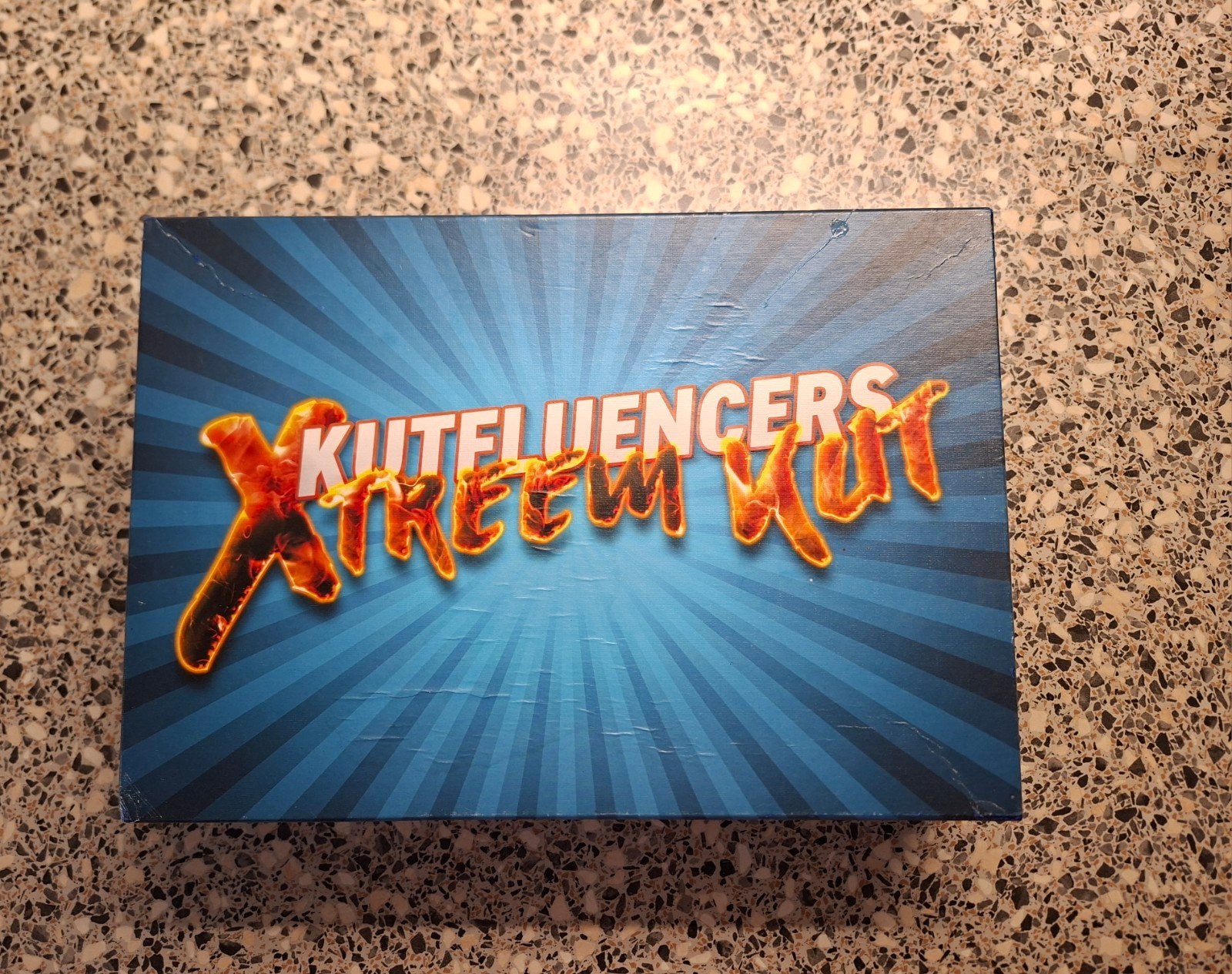 Grappig bordspel. Kutfluencers. Partyspel voor volwassenen, Vijf spelers of meer, Ophalen of Verzenden, Gebruikt, Avondmakers