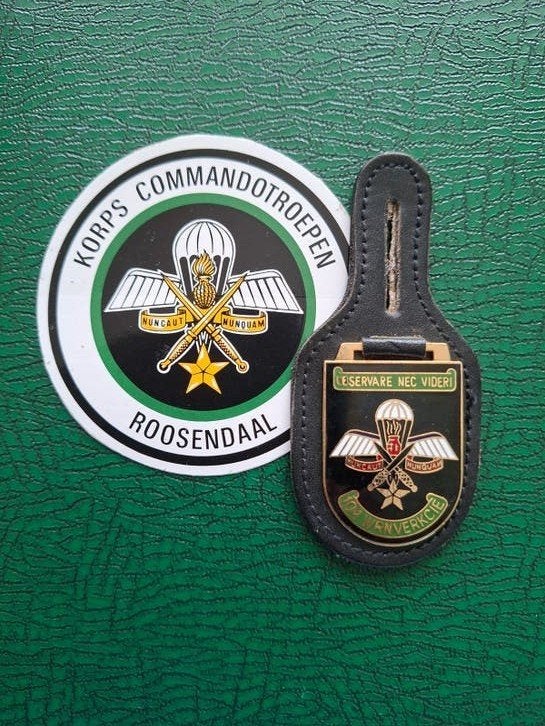 Borstzakhanger/104 WRNVERKCIE Korps Commando Troepen/KCT, Ophalen of Verzenden, Landmacht, Nederland, Embleem of Badge