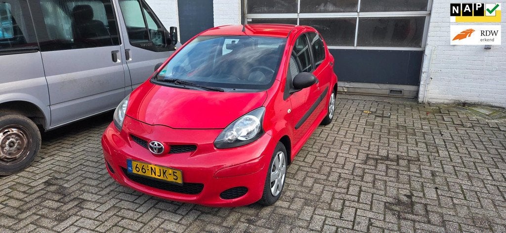 Toyota Aygo 1.0-12V Access airco 5 deurs, Voorwielaandrijving, 4 stoelen, 68 pk, Origineel Nederlands