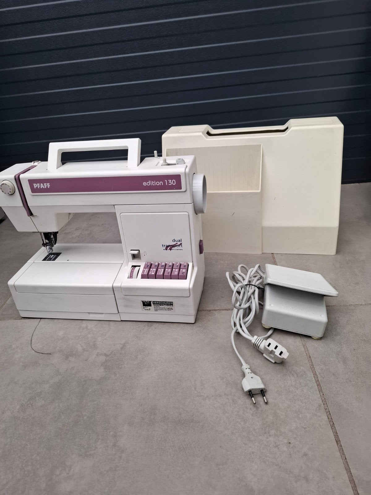 Pfaff Edition 130 Naaimachine met Dual Transport, Ophalen, Gebruikt, Naaimachine, Pfaff