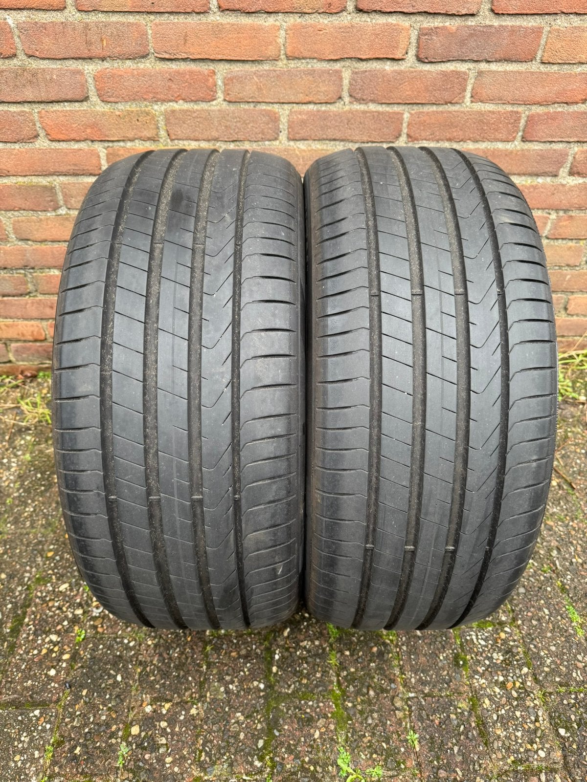 2X Pirelli 255 40 20 Inch 101V Zomerbanden, Auto-onderdelen, Banden en Velgen, Ophalen, Gebruikt, 255 mm, Band(en)