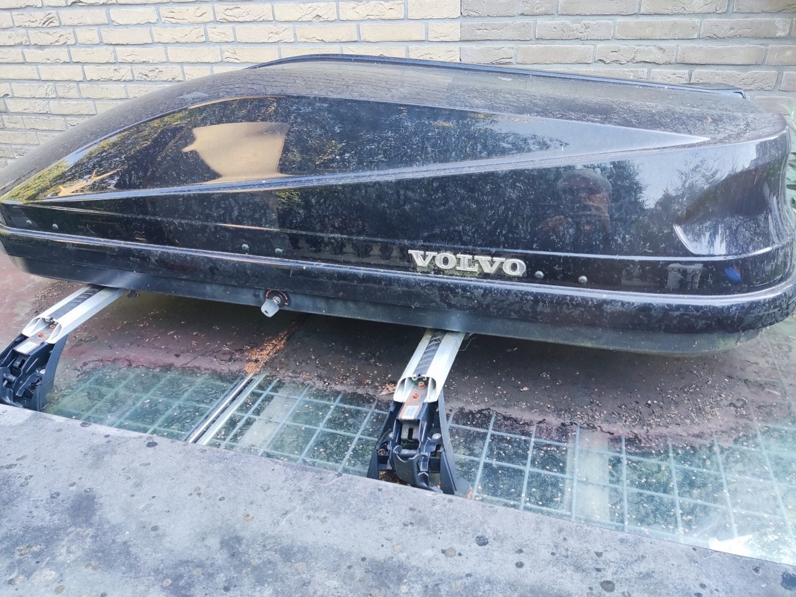 Volvo dakkoffer met dakdragers, Auto diversen, Ophalen of Verzenden, Gebruikt