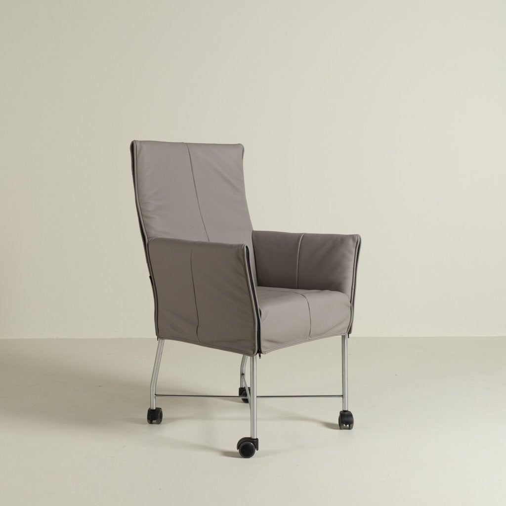 Montis Chaplin Stoel Steel Leer - Rvs (Op Wielen)