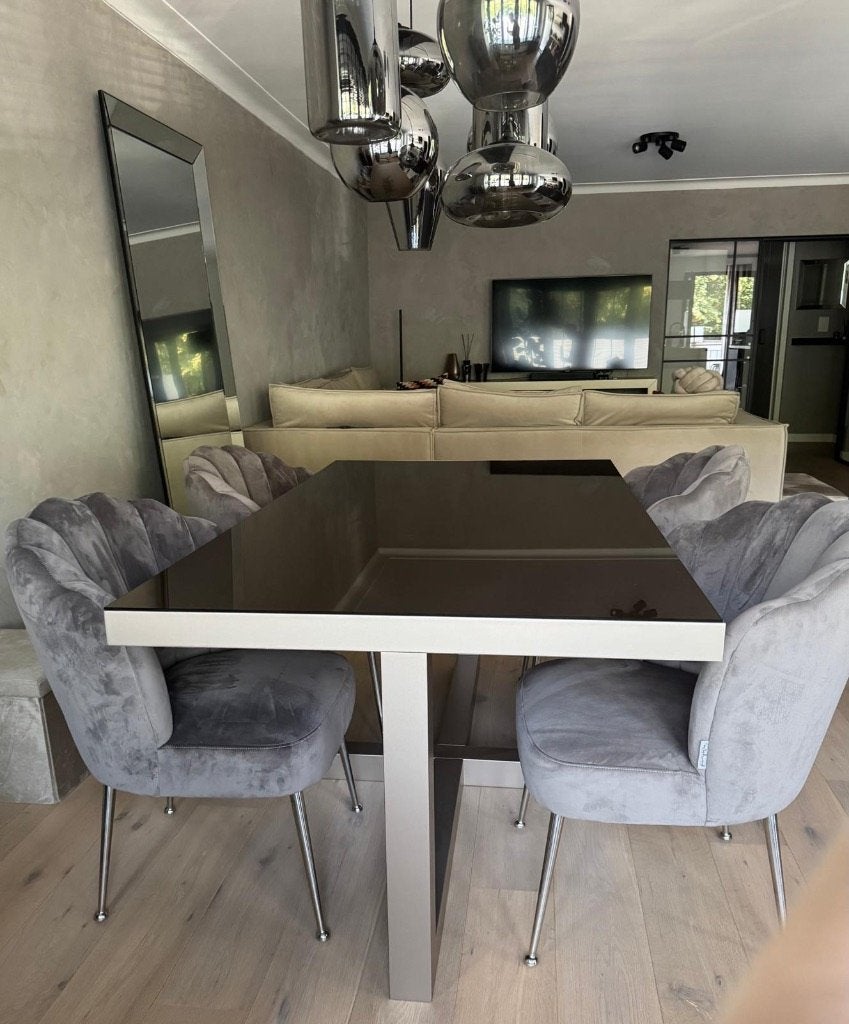 Eettafel + 4 stoelen, Ophalen, Gebruikt, 100 tot 150 cm, Overige houtsoorten