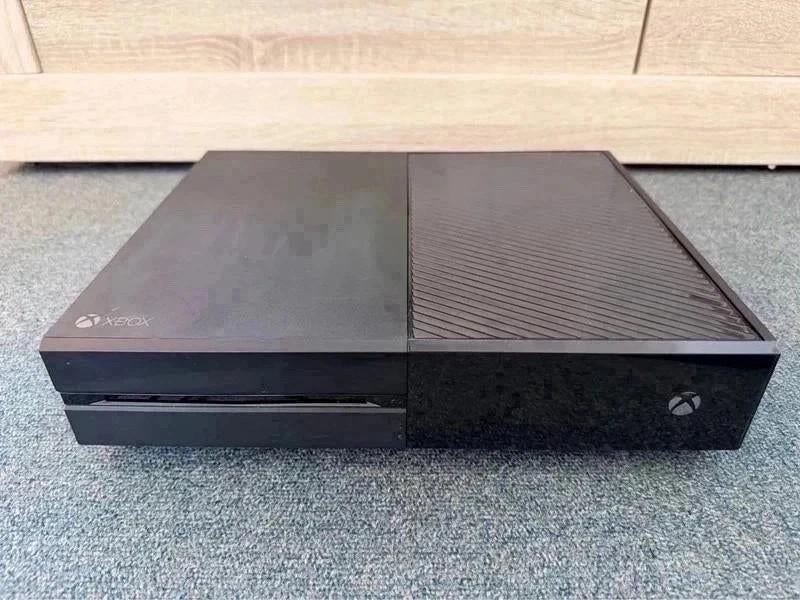 Xbox One 500GB Console Getest Werkend Zonder Kabels, Spelcomputers en Games, Games | Xbox One, Gebruikt, Xbox, 1 speler, Ophalen of Verzenden