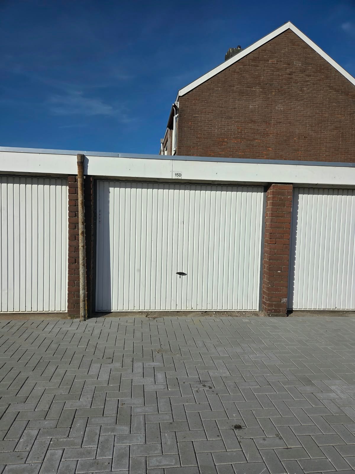 Garagebox te huur kerkweg zwijndrecht 18m2