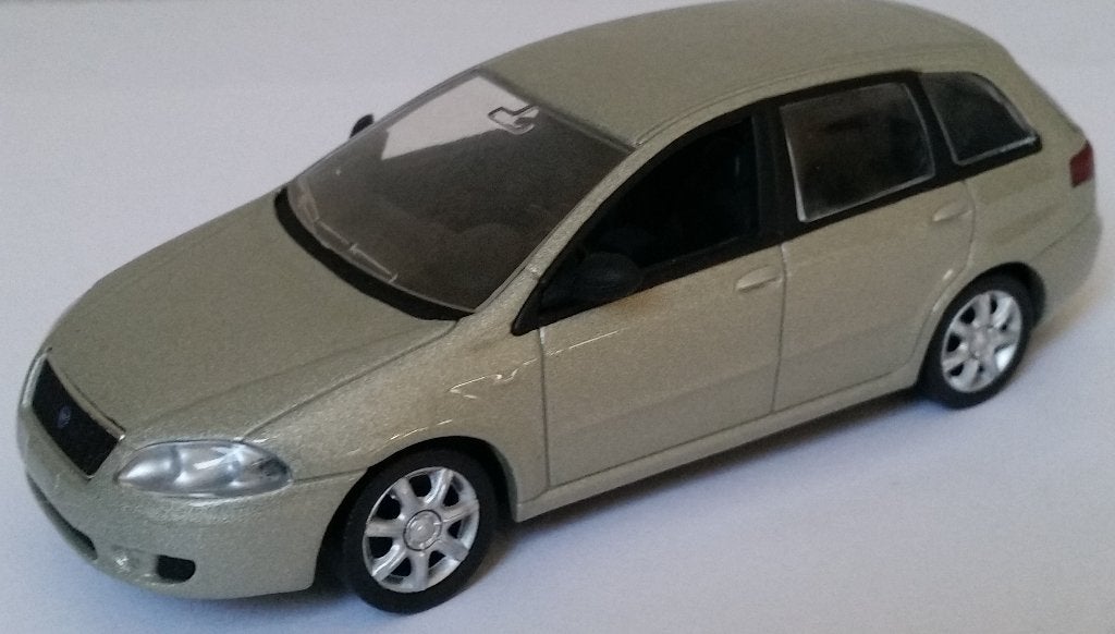 099 Fiat Croma 2005 - Norev 1/43, Ophalen of Verzenden, Nieuw, Auto, Norev