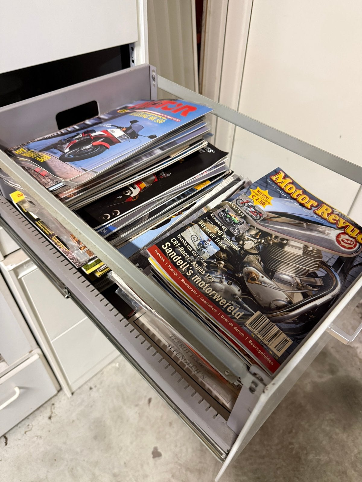 Grote hoeveelheid motorbladen, Boeken, Ophalen of Verzenden, Gelezen