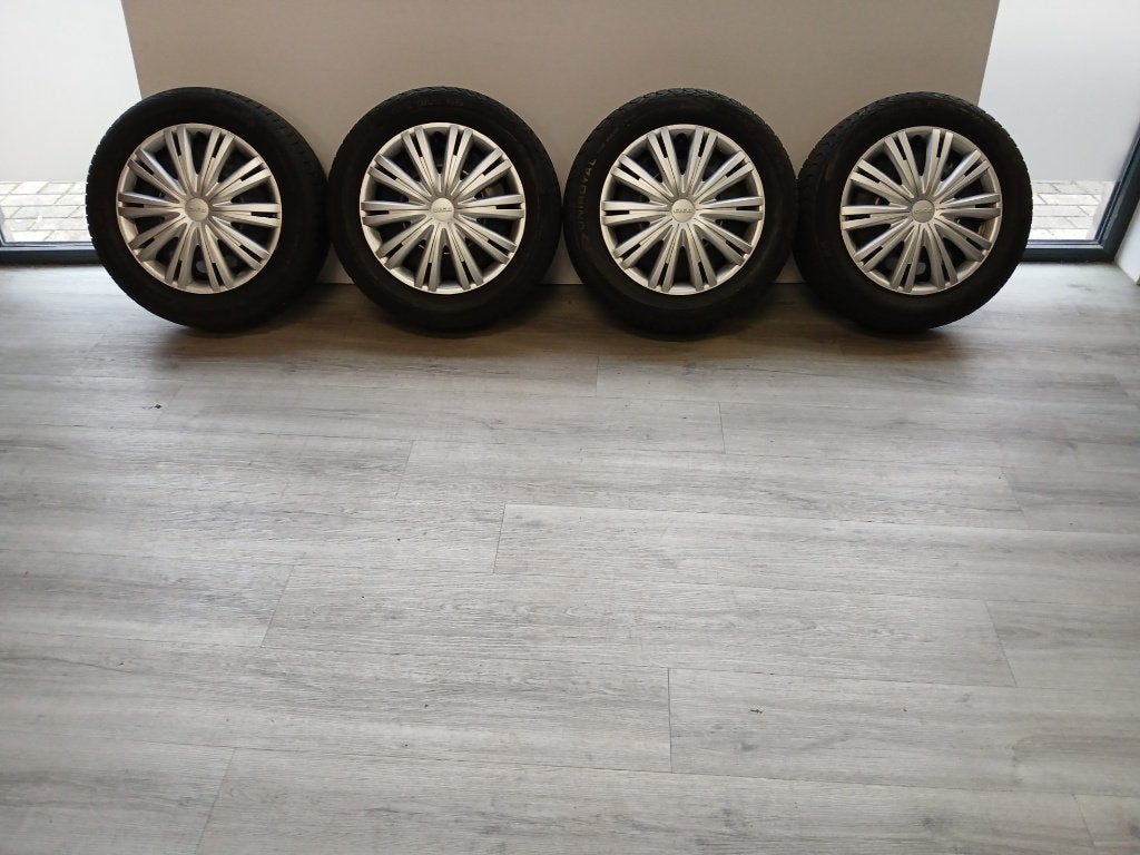 Winter Wielenset Suzuki Swift 2005-2010 15INCH staal!!, Ophalen, Gebruikt, 15 inch, Band(en)