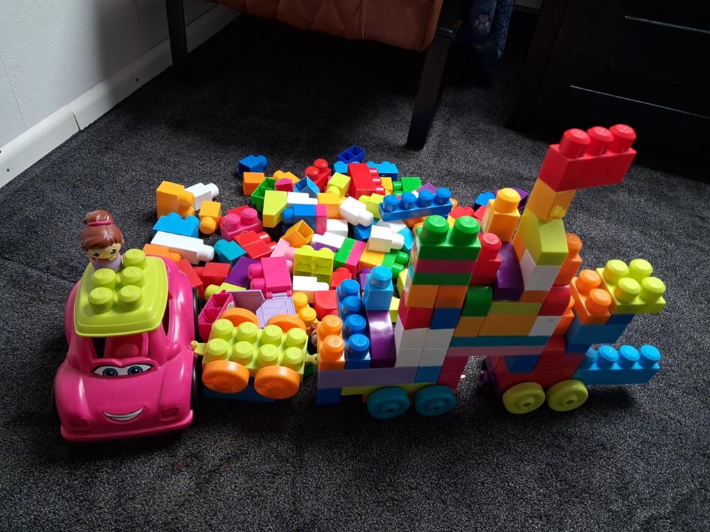 Grote set Mega Bloks met auto en poppetje, Ophalen of Verzenden, Gebruikt, Megabloks