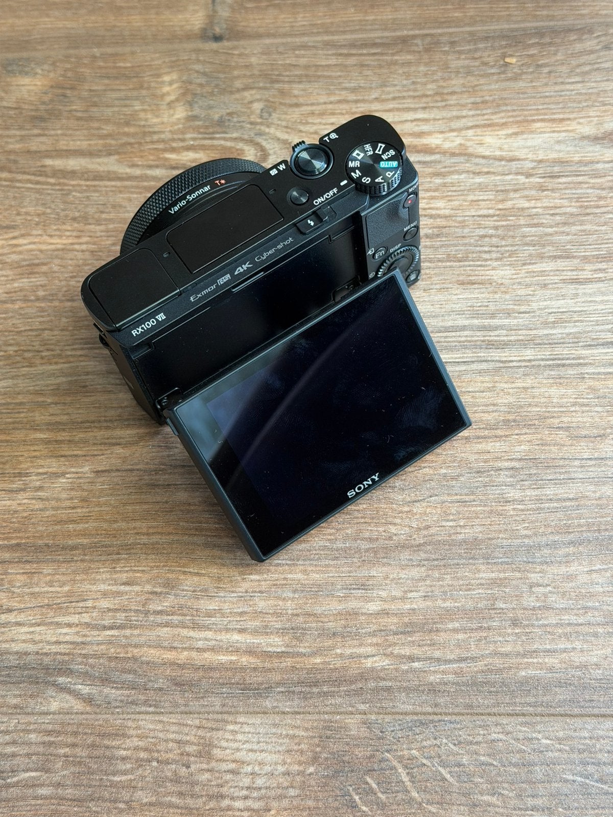 Foto 16 van Sony Cybershot DSC-RX100 mark VII