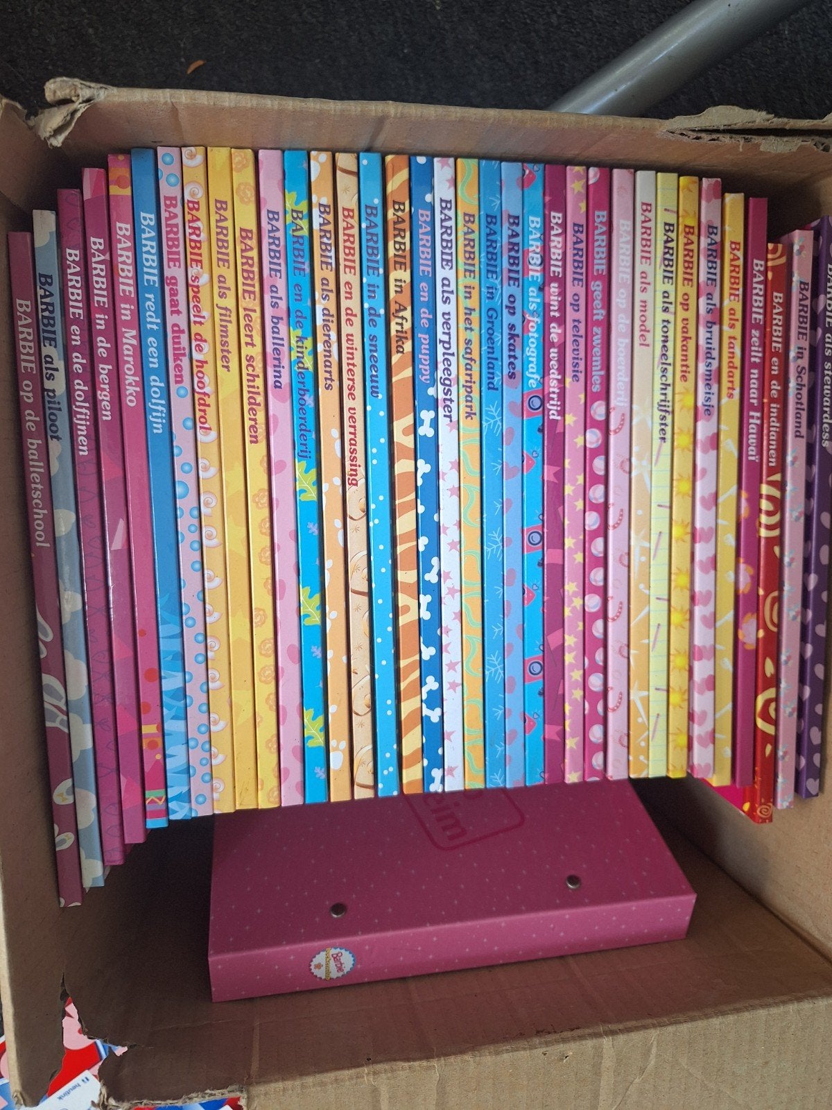 Grote collectie Barbie boeken (30+ stuks) + Geheimen Boek, Ophalen, Gelezen, Diverse auteurs, Fictie