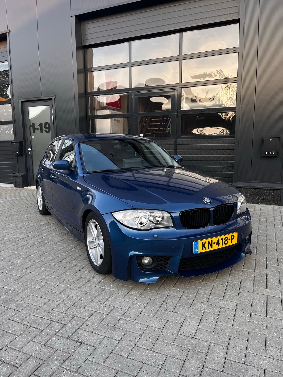 BMW 1-Serie 2.0 118I 2005 Blauw, 1-Serie, Achterwielaandrijving, 1995 cc, Zwart