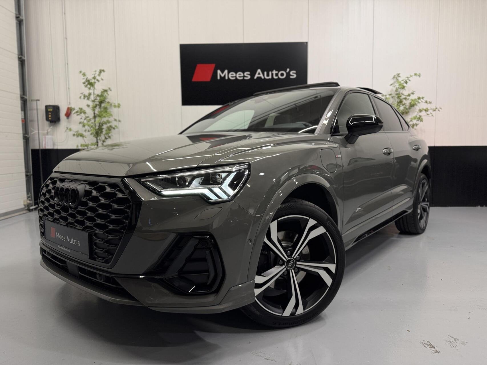 Audi Q3 Sportback 45 TFSI e S Edition|Pano|Sonos|Memory|VOL!, Auto's, Gebruikt, Met garantie (alle), Hybride Elektrisch/Benzine