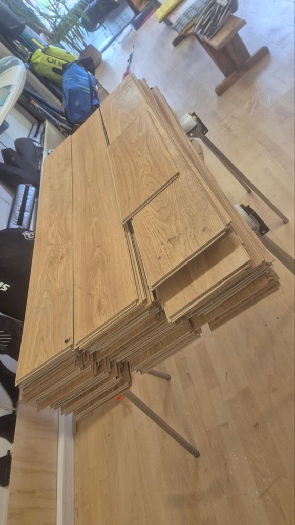 Laminaat ruim 40m2, 50 tot 150 cm, Ophalen of Verzenden, 10 m² of meer, 10 tot 30 cm