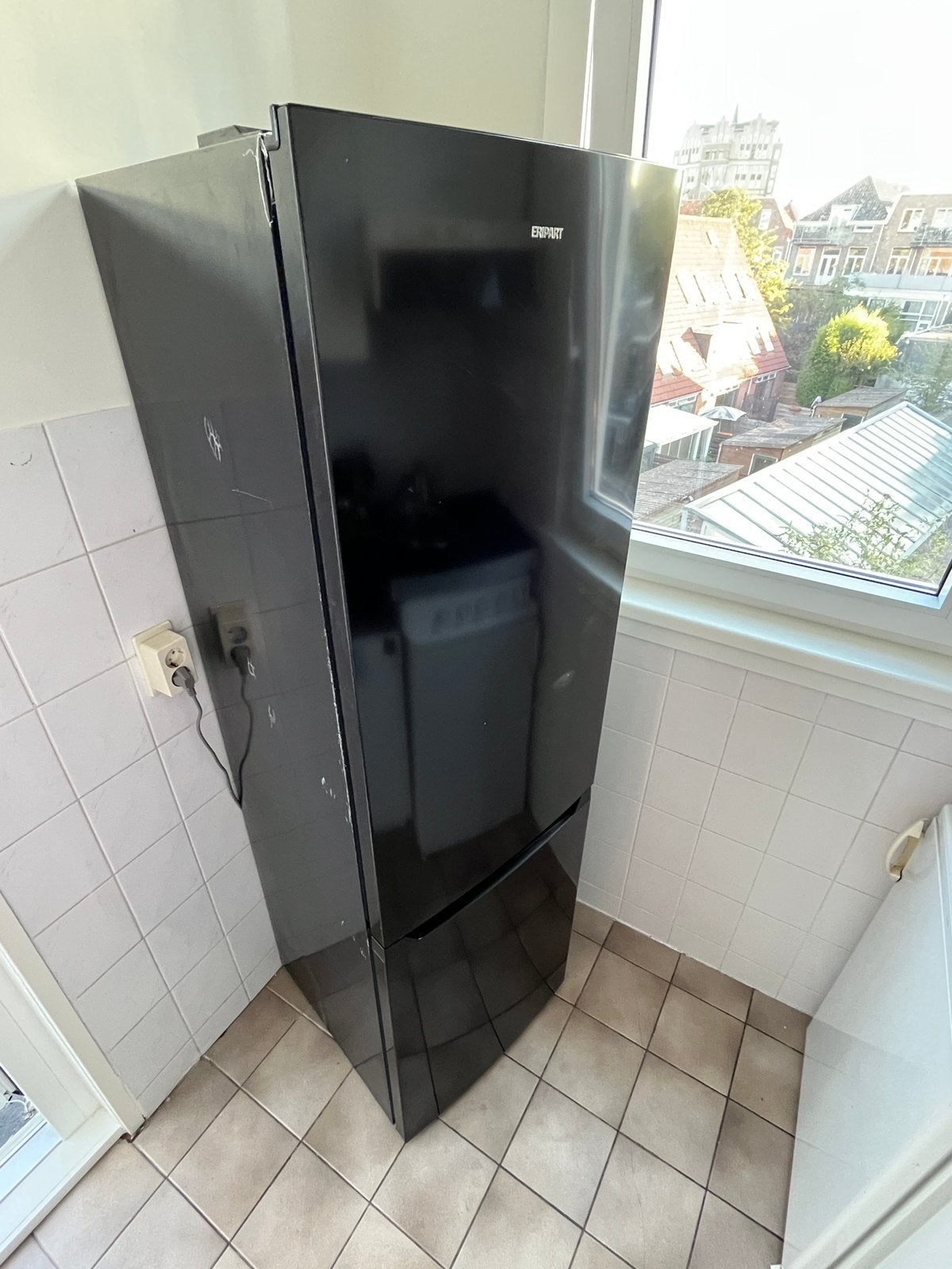 Veripart Fridge-Freezer Combi (still with plastic covers), Witgoed en Apparatuur, Ophalen, 200 liter of meer, 160 cm of meer, Zo goed als nieuw