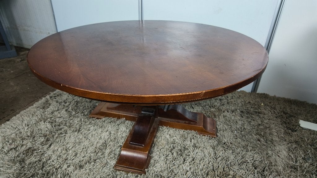 Grote ronde salontafel 110 cm klassieke kolompoot, Huis en Inrichting, Ophalen, Gebruikt, 5 – 50, 100 tot 150 cm