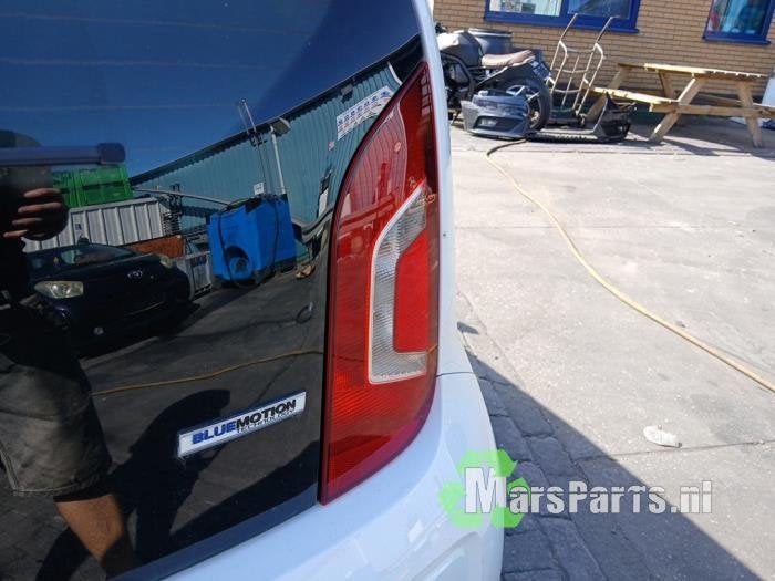 Achterlicht rechts van een Volkswagen UP, Gebruikt, -, Volkswagen, -
