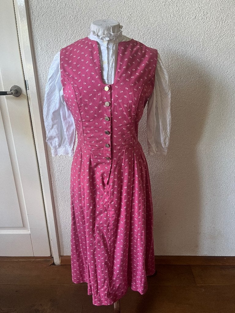 Vintage roze dirndl met witte blouse maat 40 nr 31, Maat 38/40 (M), Ophalen of Verzenden, Overige thema's, Kleding