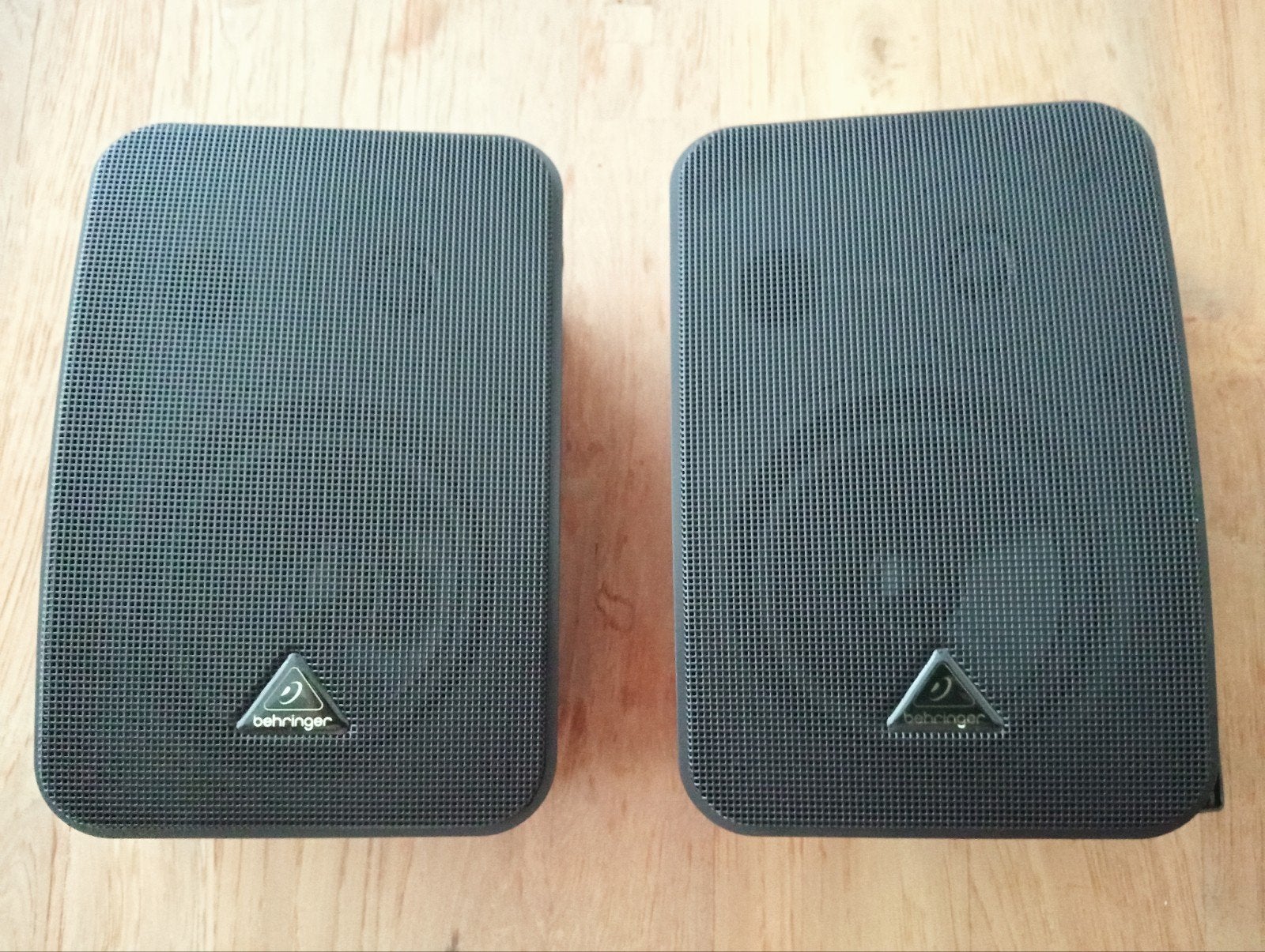 Behringer monitor speakers 100w, Audio, Tv en Foto, Luidsprekers, Overige merken, Gebruikt, Ophalen of Verzenden, 60 tot 120 watt