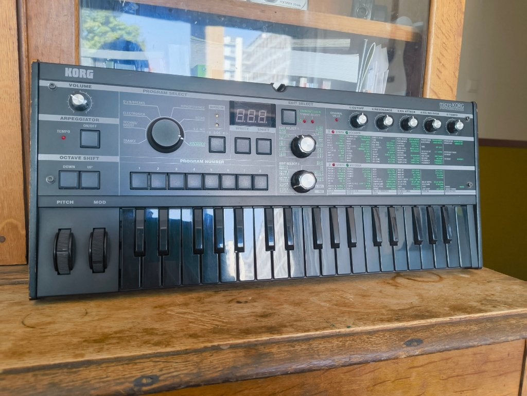 Korg MicroKorg Synthesizer/Vocoder - Zo goed als nieuw, Ophalen, 88 toetsen, Korg, Zo goed als nieuw