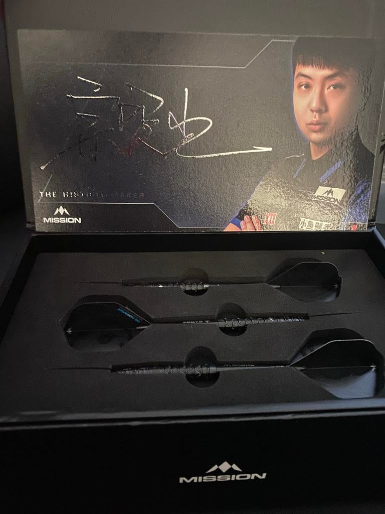 Mission Darts The Pandaman Xichen Zong Limited Edition, Ophalen of Verzenden, Zo goed als nieuw, Pijlen