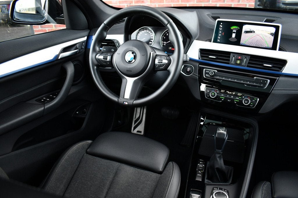 BMW X1 xDrive25e M-Sport Pano El-zetels Camera Carplay El-kl, 12 maanden, Gebruikt, Zwart, Bedrijf