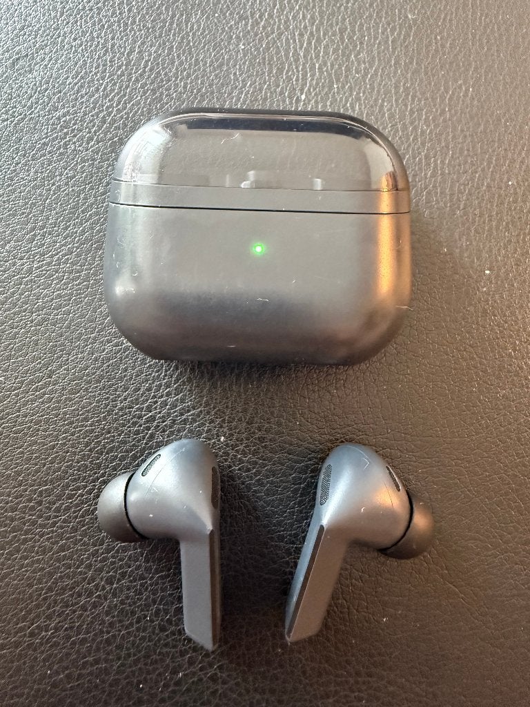 Samsung Galaxy Buds3 FE Earbuds (2), Telecommunicatie, Mobiele telefoons | Oordopjes, Gebruikt, Zwart, Ophalen of Verzenden, In oorschelp (earbud)