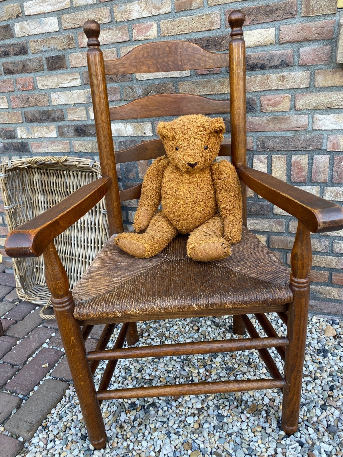 Brocante oude houten stoel met rieten zitting, Ophalen