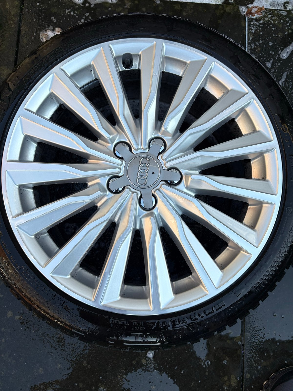 Audi A3 18 inch originele velgen met winterbanden, Ophalen, 18 inch, Gebruikt, Banden en Velgen