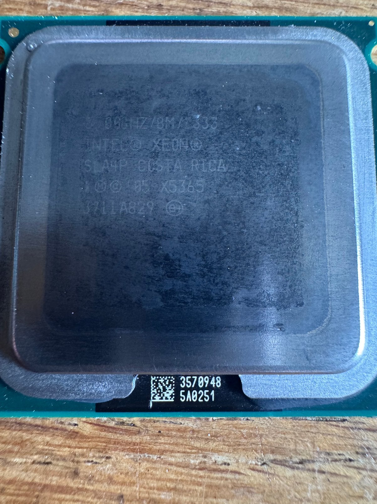 Vintage Intel Xeon X5365 processor, Ophalen of Verzenden, Gebruikt, 4-core, 3 tot 4 Ghz