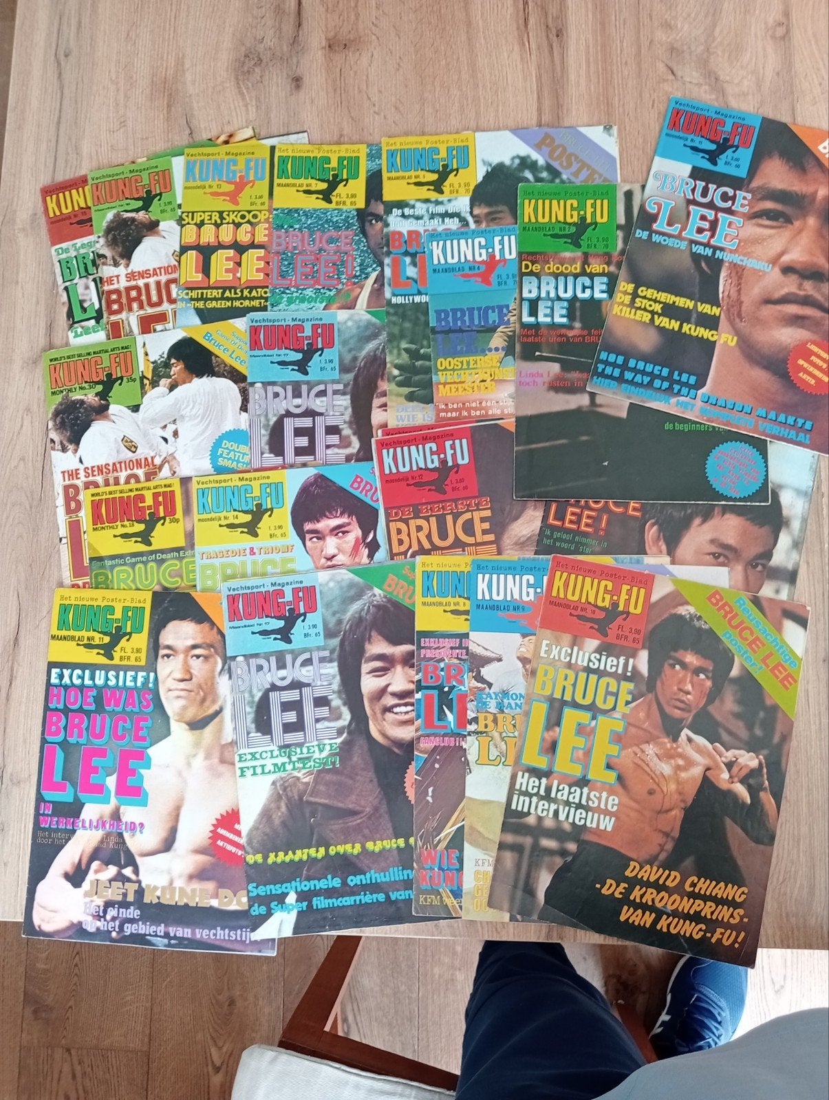 Bruce Lee 21 maandbladen met grote poster, Ophalen of Verzenden, Vechtsport