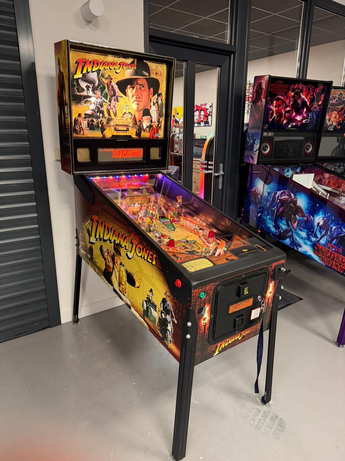 Prachtige flipperkast Stern Indiana Jones Pinball, Verzamelen, Automaten | Flipperkasten, Ophalen, Stern, Zo goed als nieuw, Dot-matrix