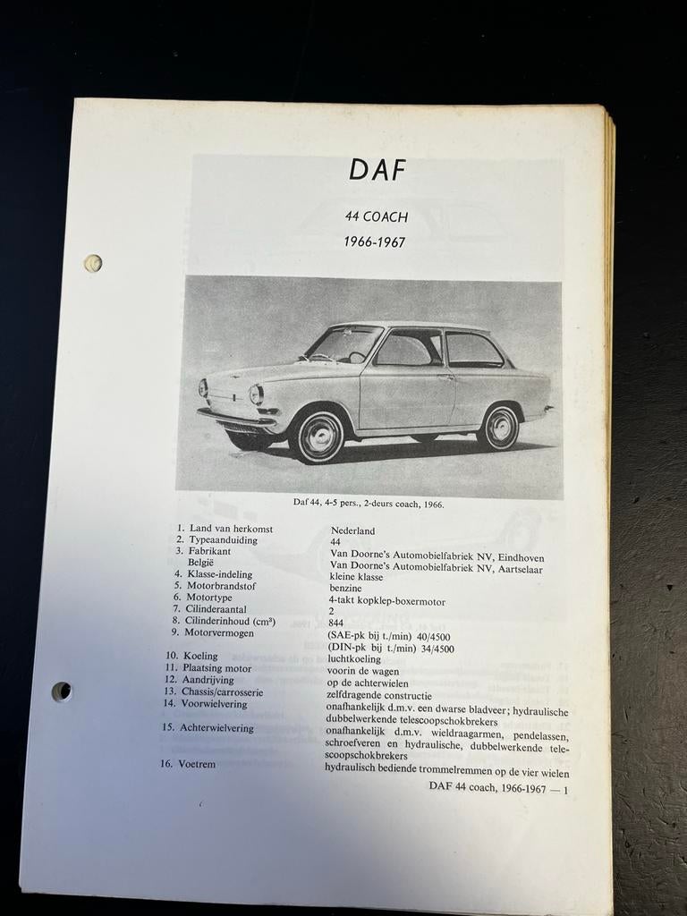 DAF 44 Coach & Stationcar vraagbaak 1966-1969, Ophalen of Verzenden, Gelezen, Overige merken
