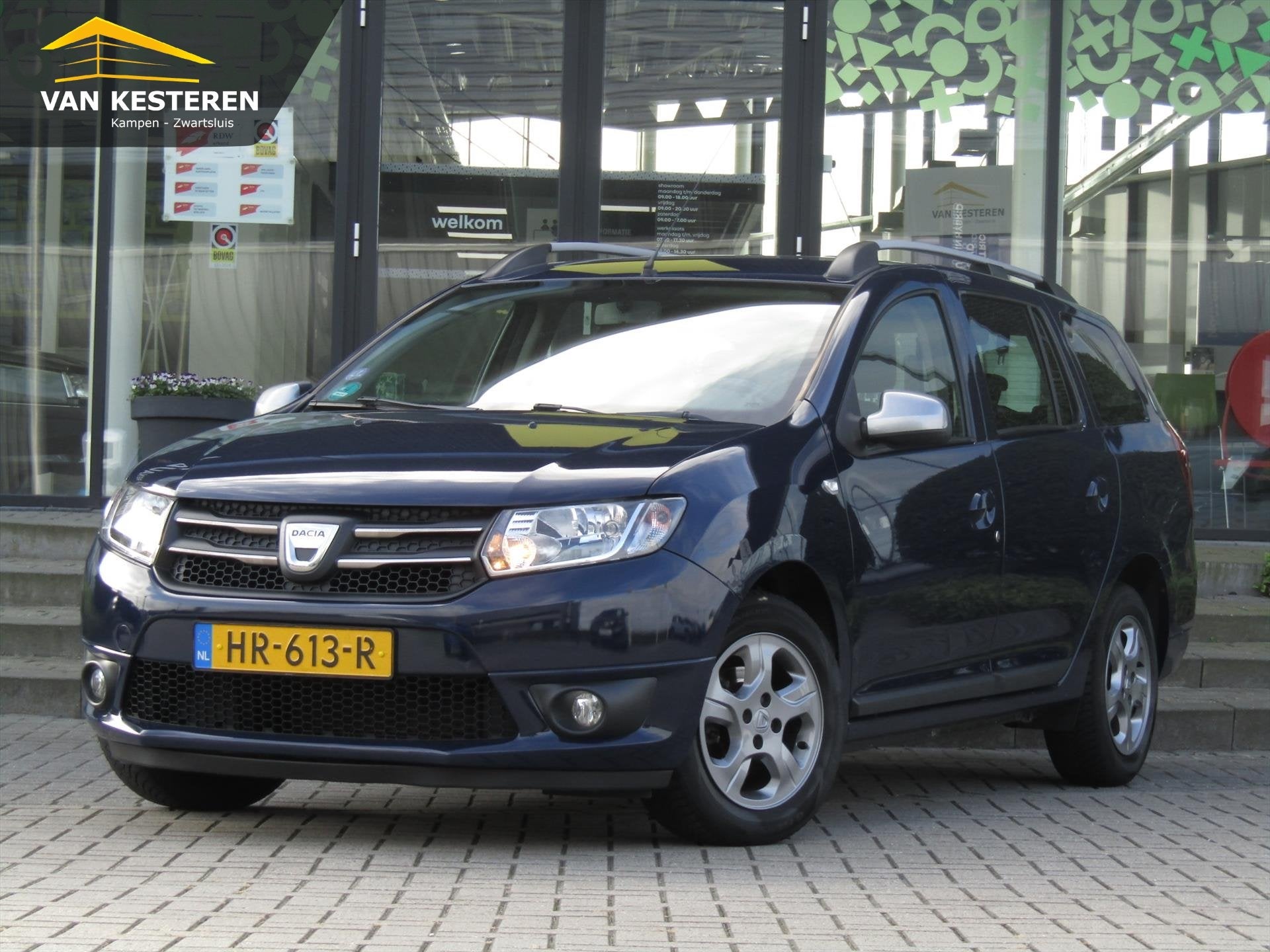 DACIA Logan 0.9 Tce 90pk 10th Anniversary / Trekhaak / Cruis, Auto's, 898 cc, Stof, Gebruikt, Logan