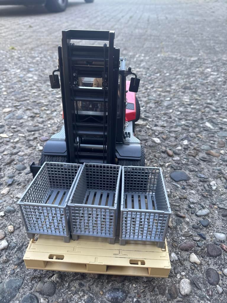 Linde H40D Vorkheftruck Model met Pallet en Kratten, Overige merken, 1:32 tot 1:50, Overige typen, Ophalen of Verzenden