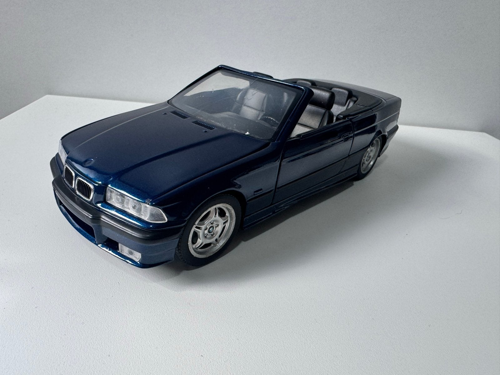 UT Models BMW E36 M3 Cabrio 1:18 - Project Auto, Ophalen of Verzenden, Gebruikt, Auto, UT Models