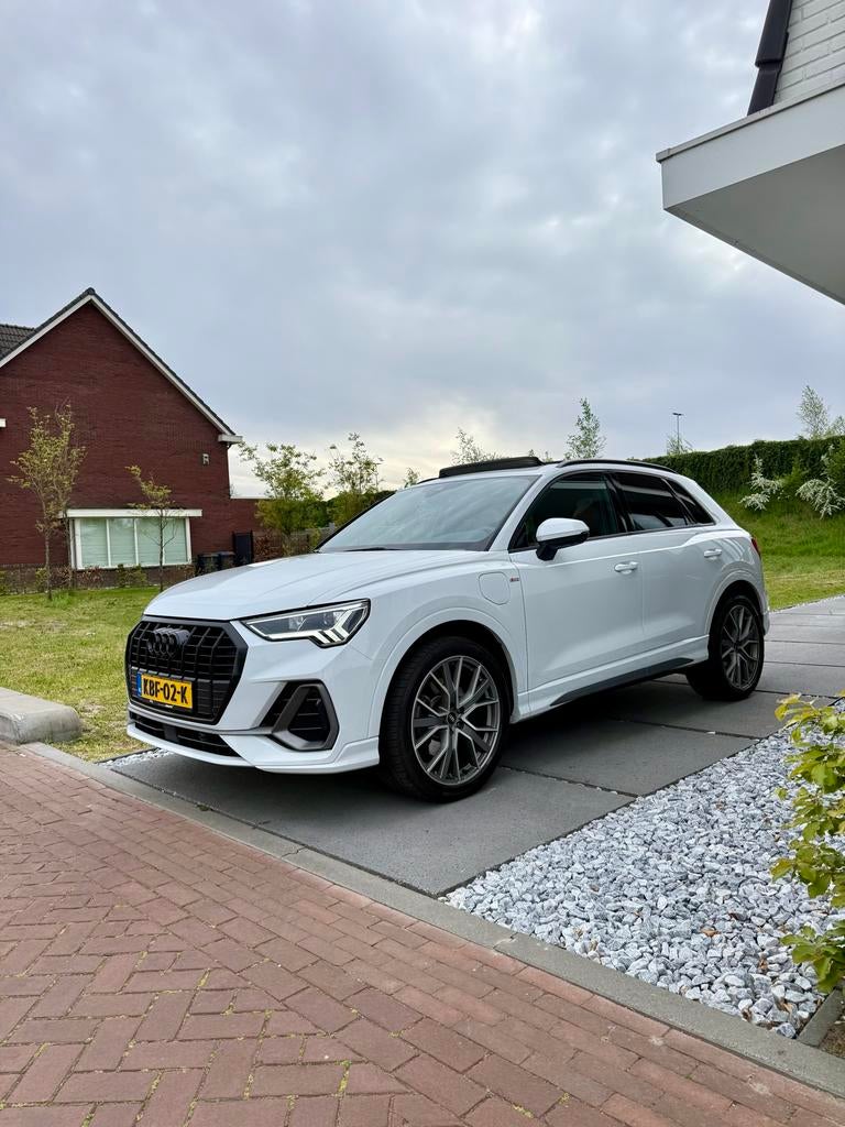Audi Q3 45 S-Line PANO 360 CAMERA LEER 245pk 2022, 1715 kg, Wit, Dealer onderhouden, Geïmporteerd