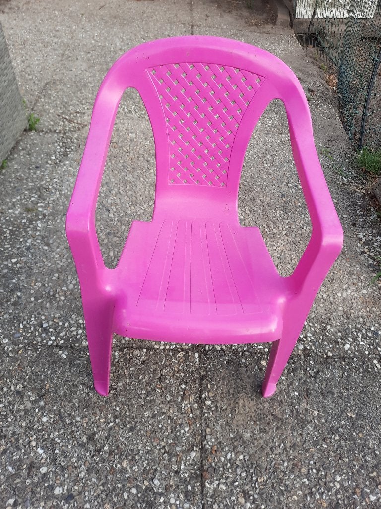 Plastic stoel kind, Ophalen, Gebruikt, Tafel(s) en Stoel(en)