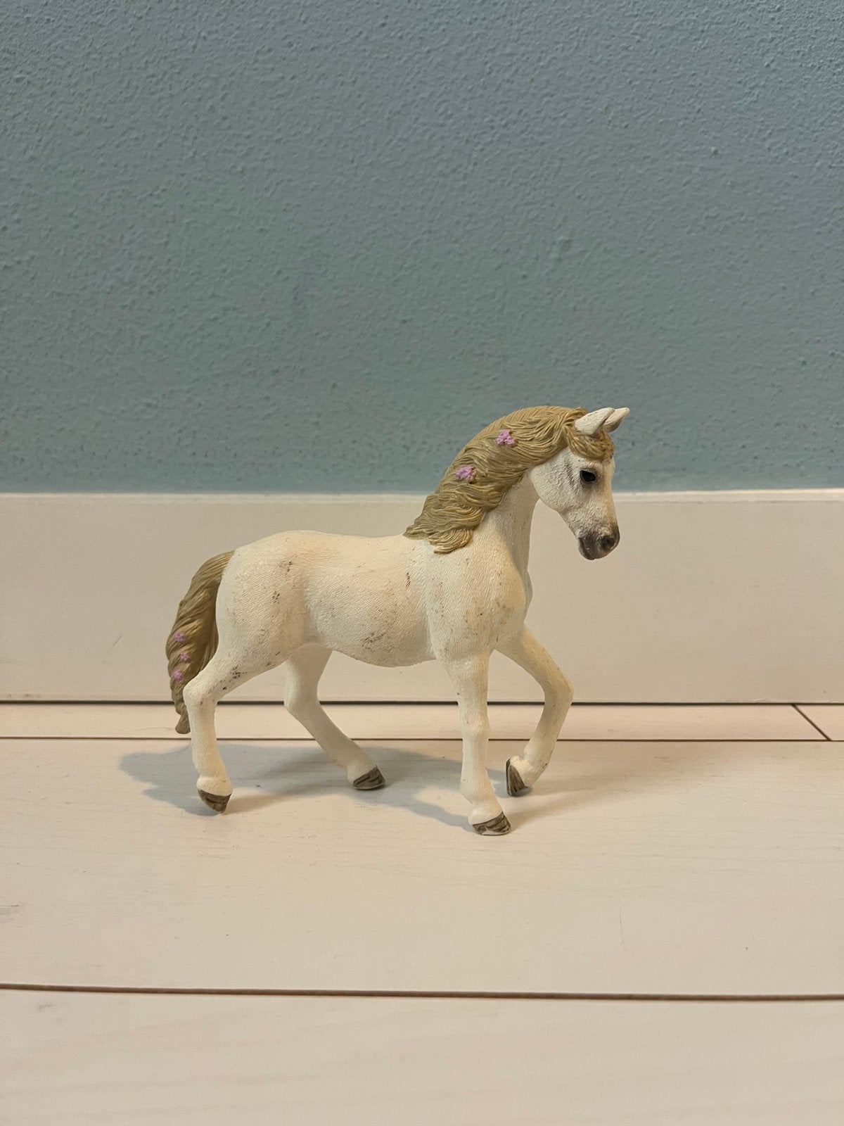 Schleich paard 42515 (wit harig), Ophalen of Verzenden, Gebruikt, Paard, Beeldje of Figuurtje