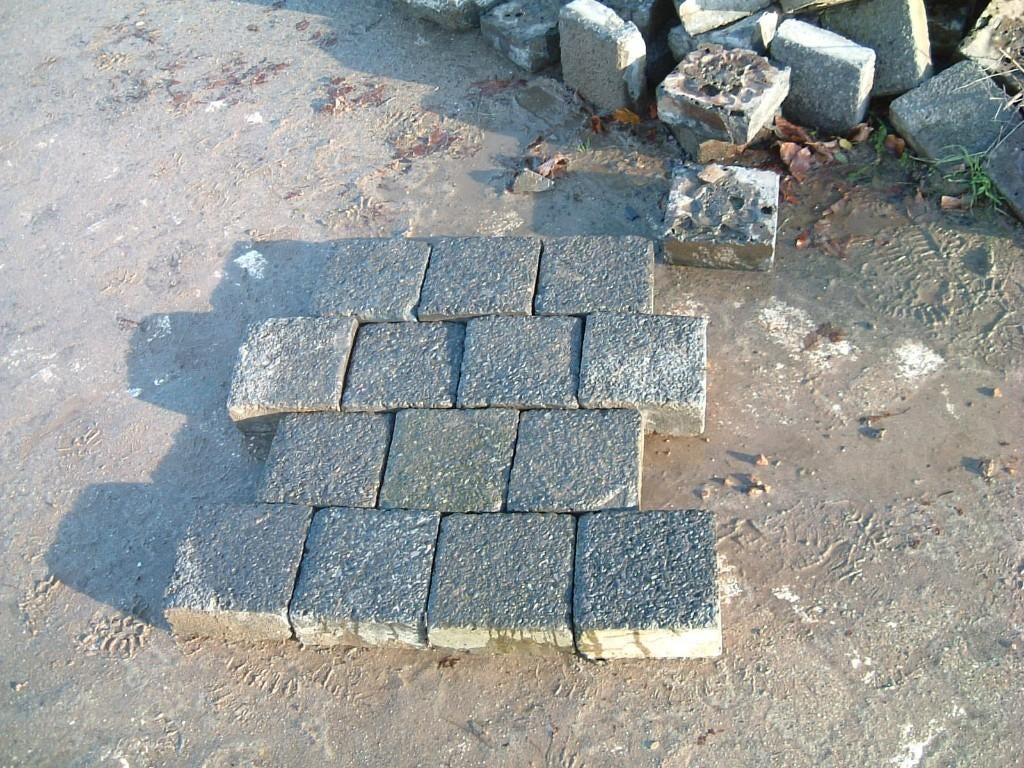 160 m2 erfverharding koperslak tegels kinderkoppen kasseien, Gebruikt, Klinkers, Ophalen, Talingweg 100