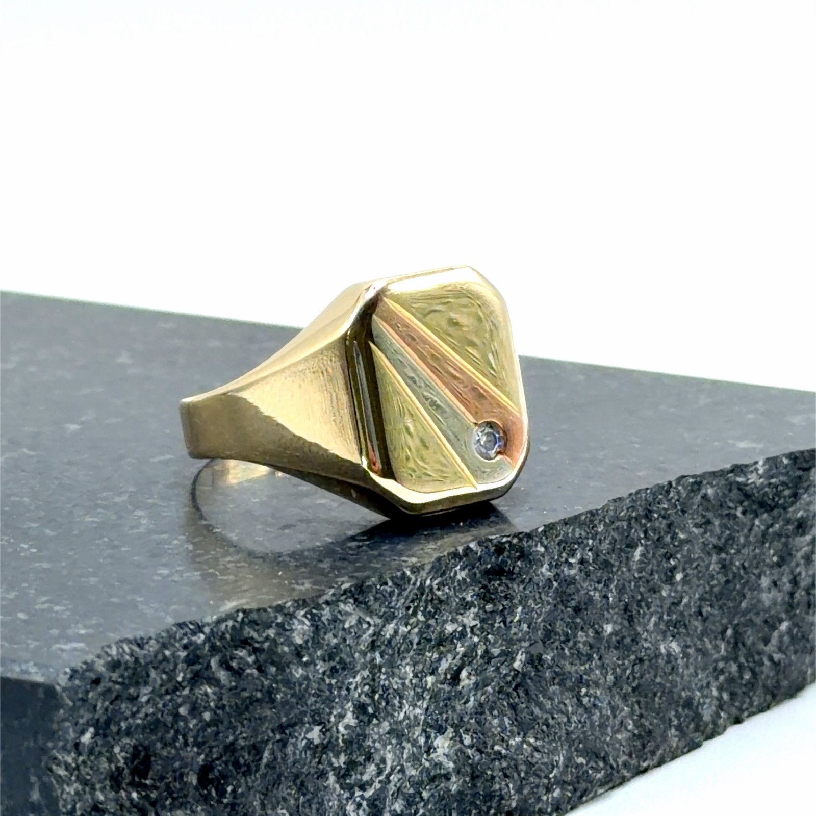 Gouden zegelring met diamant 14karaat, 20 of groter, Heer, Www.bredajuwelier.nl, Nieuw