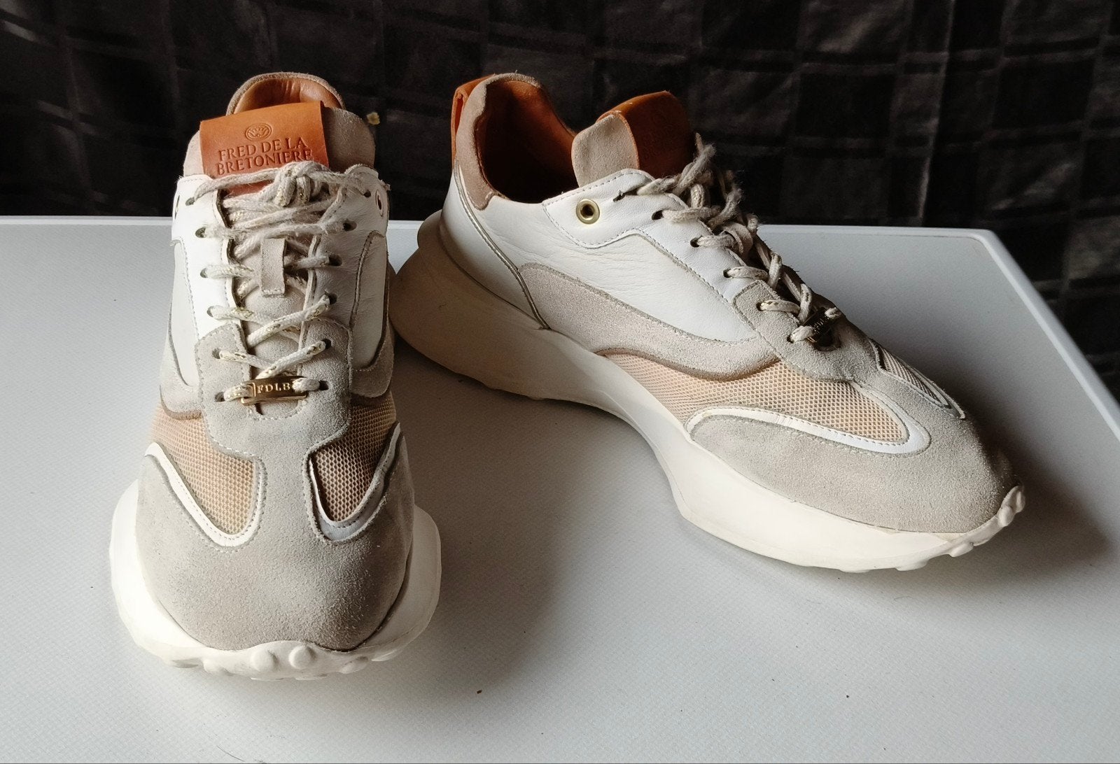 Fred de la Bretoniere FRS1382 Sneaker Offwhite Sand Maat 40, Fred de la Bretoniere, Verzenden, Sneakers of Gympen, Gedragen