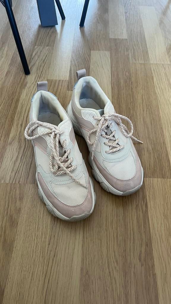 Roze/beige sneakers, maat 40, Ophalen of Verzenden, Gedragen, Roze, Sneakers of Gympen