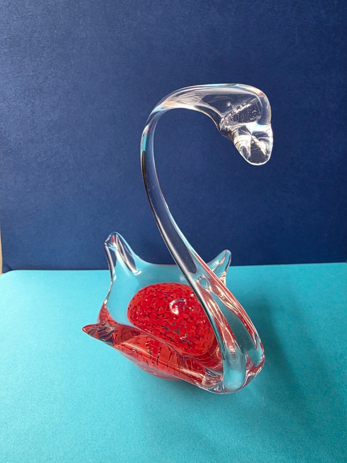 Vintage Glazen Zwaan - Handgeblazen Murano Stijl Rood/Helder, Antiek en Kunst, Antiek | Glas en Kristal, Ophalen of Verzenden