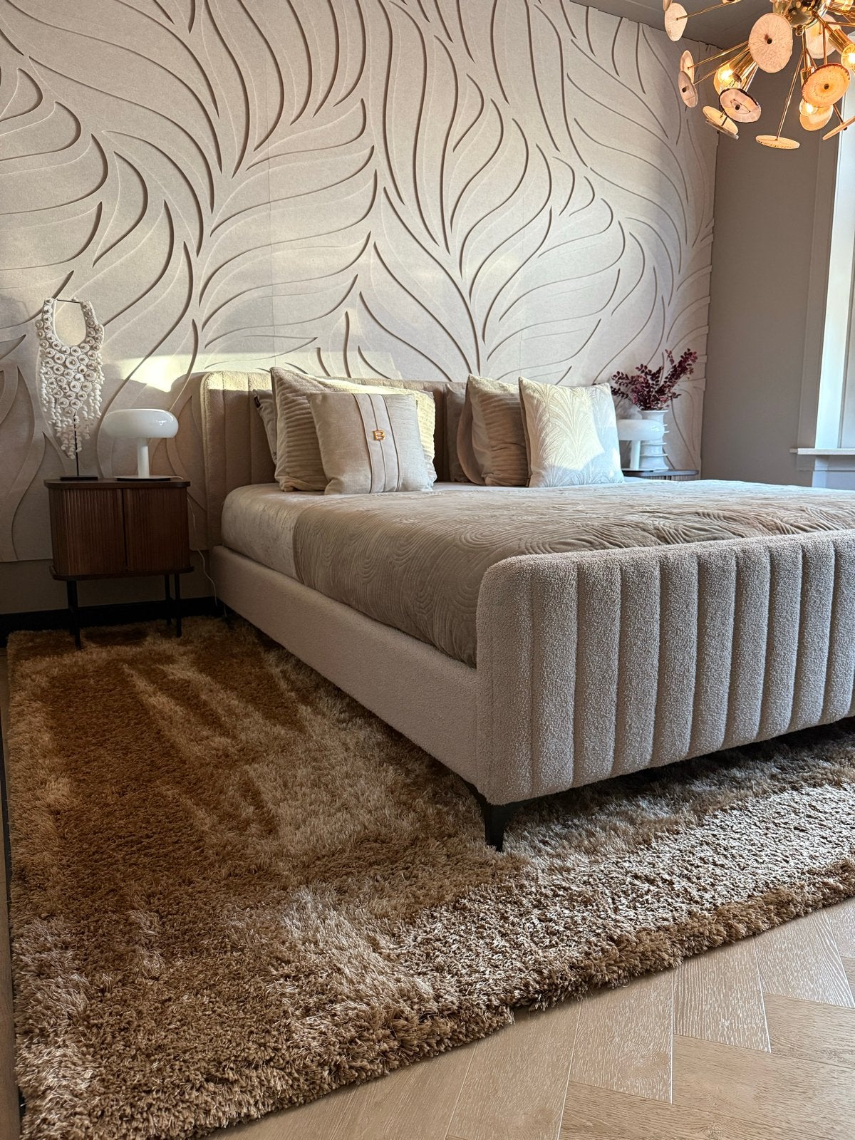 Hoogpolig vloerkleed Tapeso Shaggy Meadow beige 240x340 cm, Ophalen, Beige, Japandi , Eric Kuster , Beige interieur, 200 cm of meer