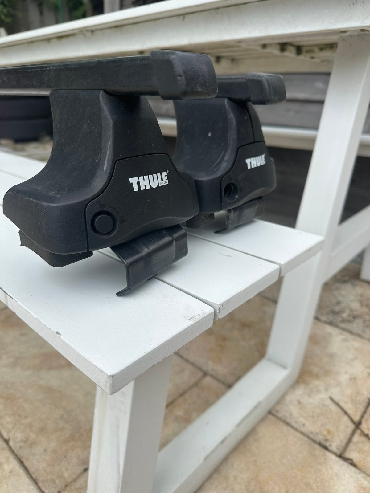 Thule Dakdragers Audi A4 (tot 2016) en VW Golf (2 sets), Ophalen of Verzenden, Gebruikt