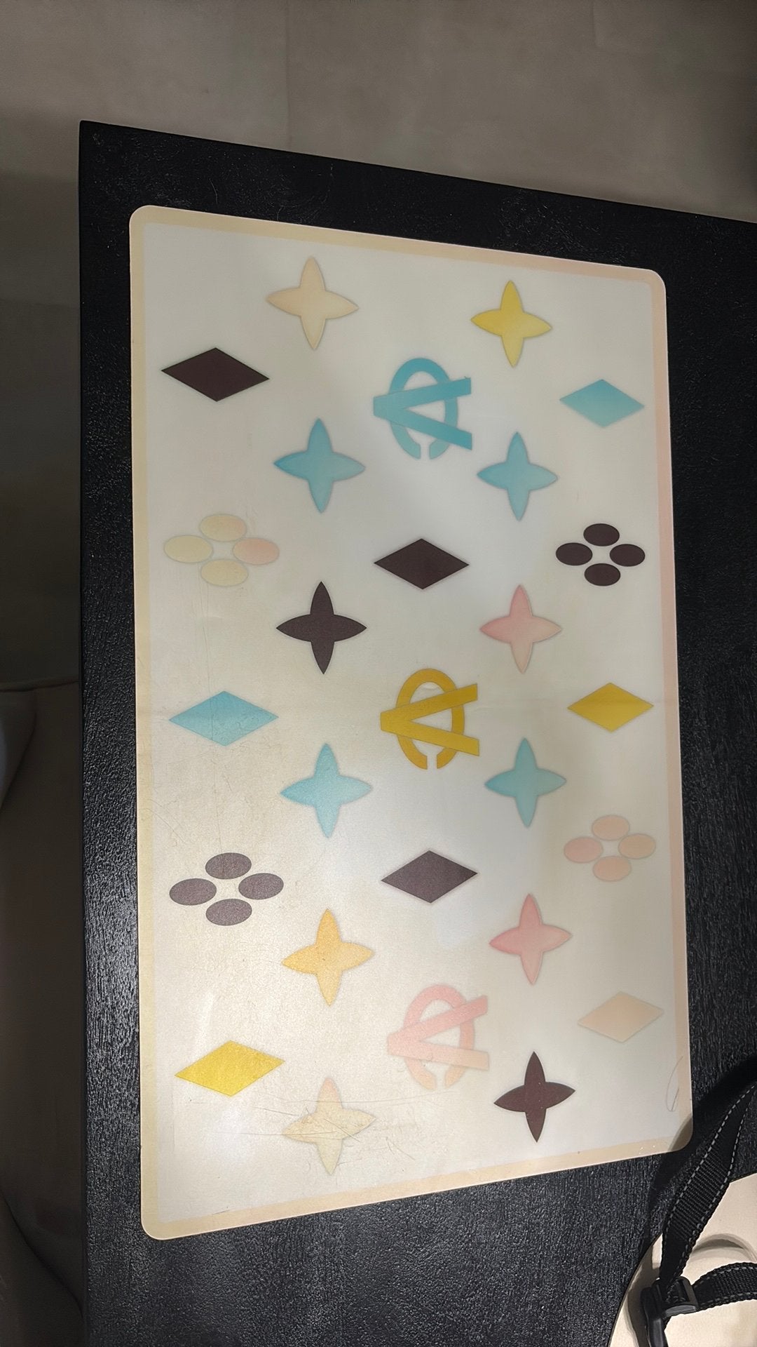 Placemat LV hond groot designer honden drinkbak eetbak, Dieren en Toebehoren, Ophalen, Zo goed als nieuw