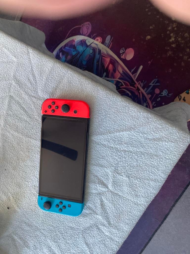 Nintendo Switch OLED - Nooit gebruikt, niet werkend op TV, Ophalen of Verzenden, Zo goed als nieuw, Switch OLED