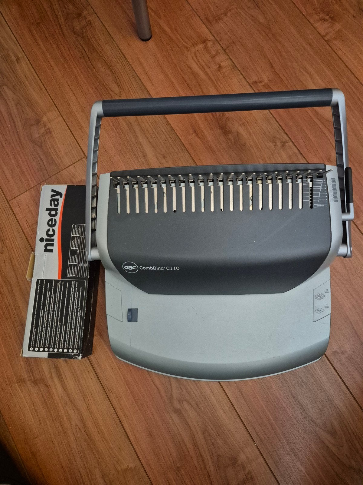 GBC CombBind C110 inbindmachine met bindruggen, Diversen, Ophalen, Gebruikt